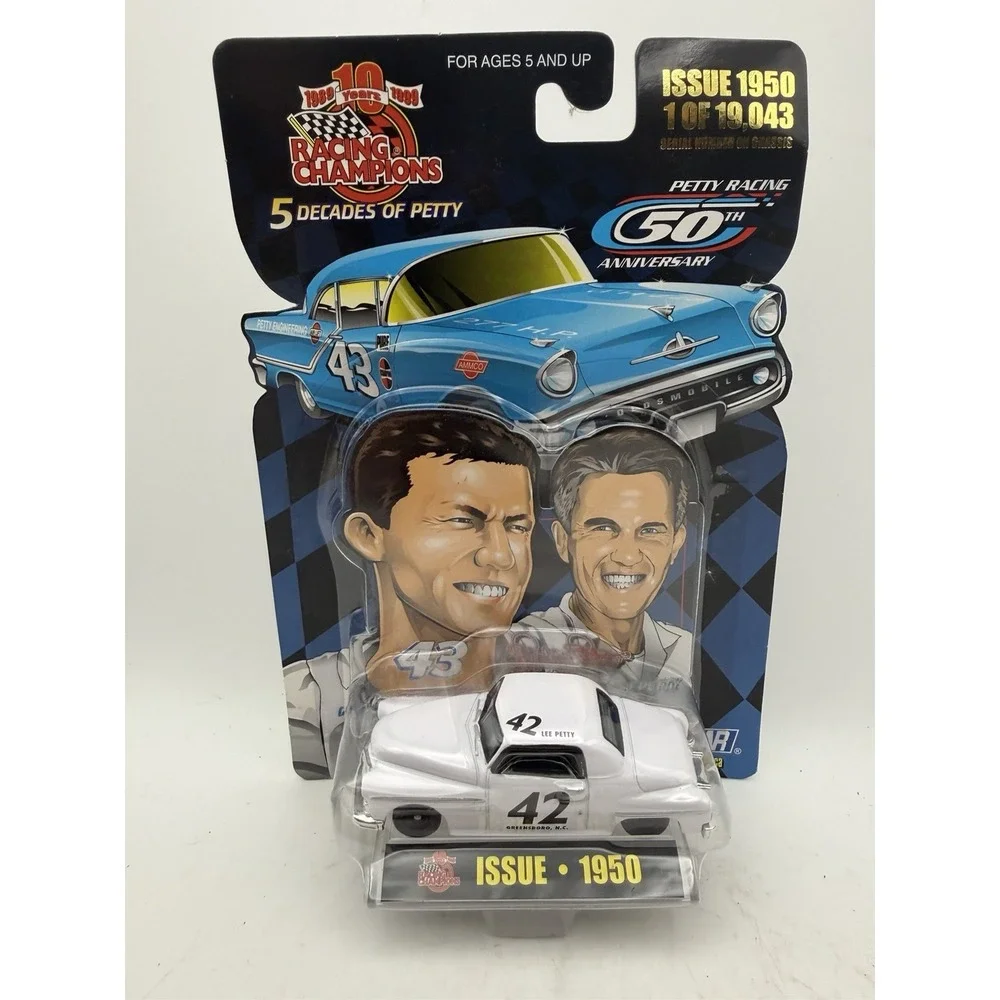 1999 Racing Champions Lee Petty #42 1950 Plymouth NASCAR 5 Decades 1:64